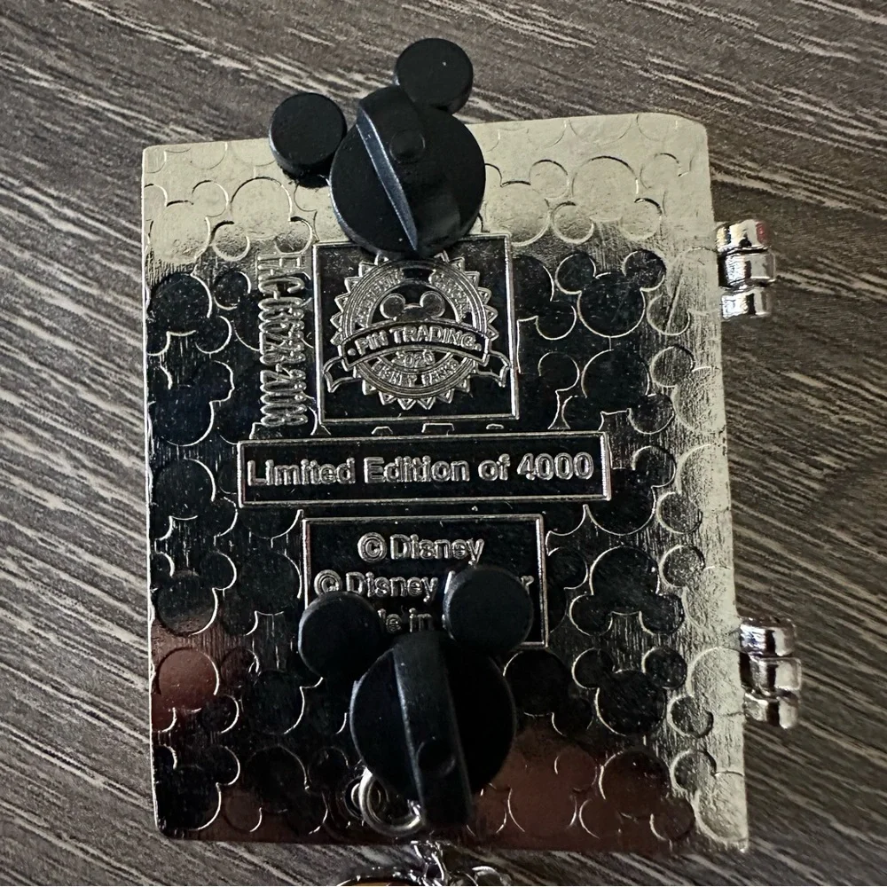 Jack Jack’s Cookies N’ Milk Pin Hinged Limited 4000 Cookie 3D